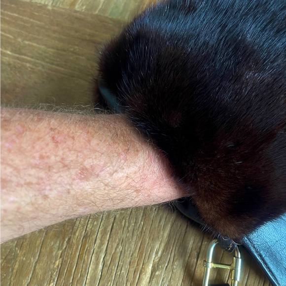 SOLD; EXCELLENT NATURAL RICH RANCH MINK FUR HANDBAG  HIDDEN HAND MUFF LEATHER - Picture 5 of 11